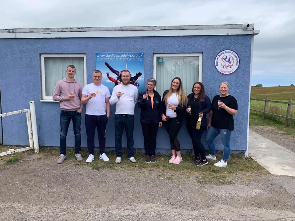 Charity skydive raises over £1000 for the Butterwick Hospice 2 skydive 11