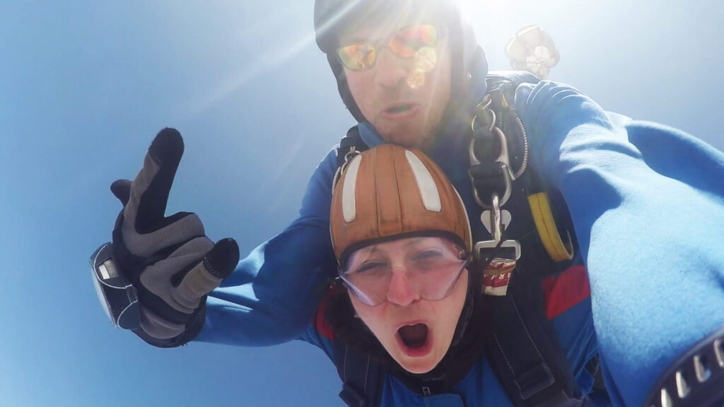 Charity skydive raises over £1000 for the Butterwick Hospice 9 skydive 12