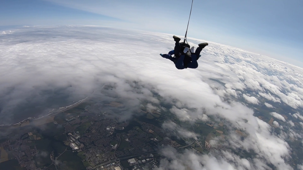 Charity skydive raises over £1000 for the Butterwick Hospice 5 skydive 22
