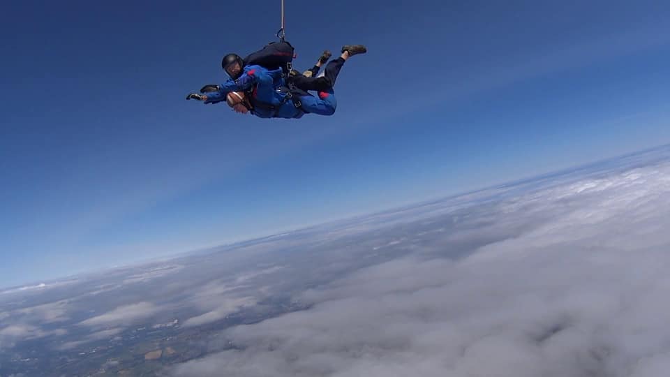 Charity skydive raises over £1000 for the Butterwick Hospice 18 skydive 5